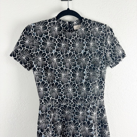 Mignon Doo Lace Short Sleeve A-Line Dress Size XS Black Blue Cocktail Party - Picture 2 of 8